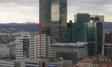 Metaller wollen im Arbeitskampf Wiener Triester Straße lahmlegen