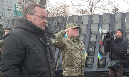 Krieg in der Ukraine: Berlin sagt Kiew 1,3 Milliarden Euro für Militärhilfe zu