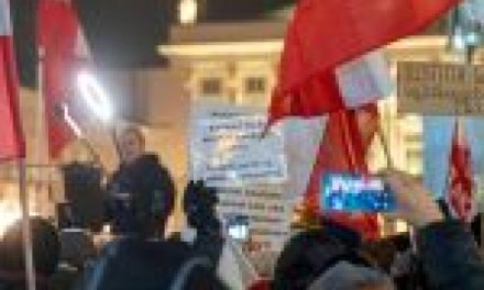 Nationalkonservative PiS will gegen Polens Regierung protestieren