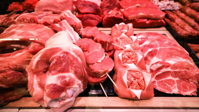 Lebensmittel: Verpflichtende Herkunftsangaben für mehr Fleischwaren